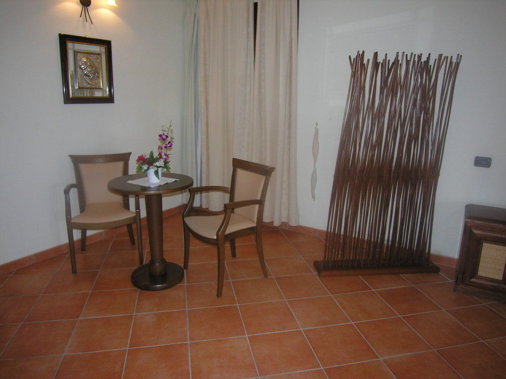 Hotel Ristorante Funtana Abbas Luras Exterior photo
